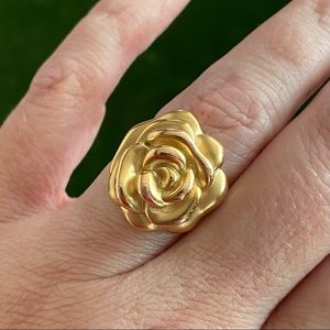 Huge Vintage 14K Flower Statement Ring 7 Unique